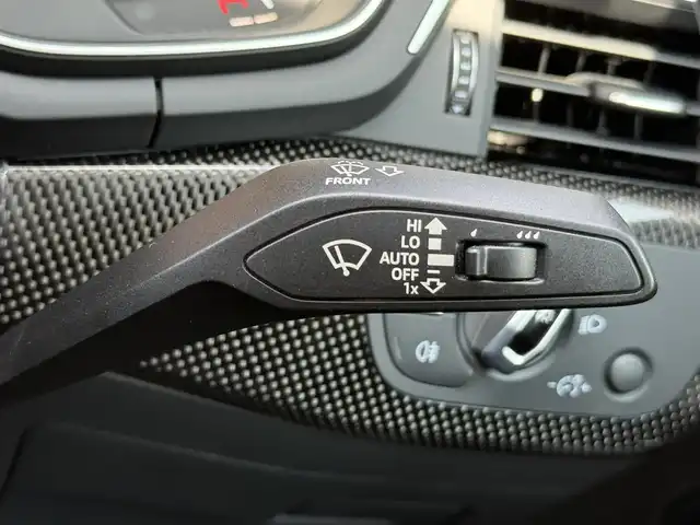 アウディ Ｓ５ スポーツバック 静岡県 2017(平29)年 4万km 白 ハーフレザーシート /BANG&OLUFSEN/BSM/バーチャルコックピット/電動リアゲート/MMI/(CD/DVD/Bluetooth/フルセグ)/バックカメラ/ACC/LKA/パーキングエイド/パワーシート/シートヒーター/アドバンストキー/ETC/ドライブレコーダー/純正フロアマット/純正19インチアルミホイール/保証書/取説/スペアキー
