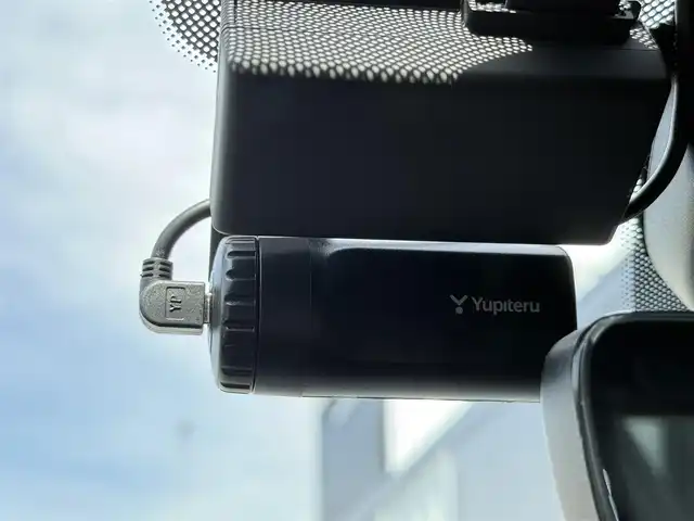 アウディ Ｓ５ スポーツバック 静岡県 2017(平29)年 4万km 白 ハーフレザーシート /BANG&OLUFSEN/BSM/バーチャルコックピット/電動リアゲート/MMI/(CD/DVD/Bluetooth/フルセグ)/バックカメラ/ACC/LKA/パーキングエイド/パワーシート/シートヒーター/アドバンストキー/ETC/ドライブレコーダー/純正フロアマット/純正19インチアルミホイール/保証書/取説/スペアキー
