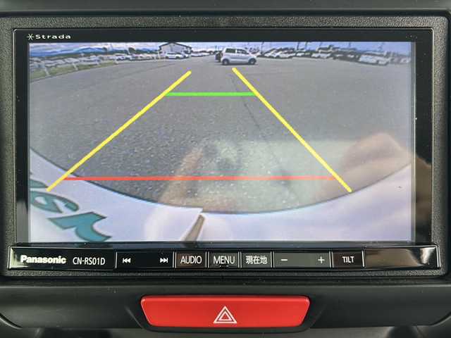 ホンダ Ｎ ＢＯＸ G L SSパッケージ 富山県 2015(平27)年 5.6万km プレミアムホワイトパールⅡ 禁煙車/純正ナビ/両側電動スライドドア/４ＷＤ/バックカメラ/スマートキー/シートヒーター/ドライブレコーダー/電動格納ミラー/アイドリングストップ/ＥＴＣ/プッシュスタート/スペアキー/純正フロアマット