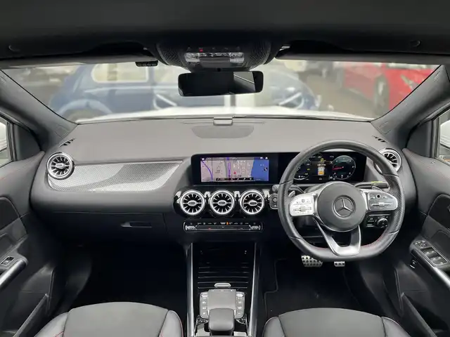 メルセデス・ベンツ ＧＬＡ２００ｄ 4マチック AMGライン 千葉県 2020(令2)年 4.1万km ポーラホワイト レーダーセーフティパッケージ/純正HDDナビ/３６０°カメラ/地デジ/アンビエントライト/パワーシート/シートヒーター/パワーバックドア/純正１９インチAW/LEDライト/パークトロニック/ハーフレザーシート/ワイヤレス充電/USB