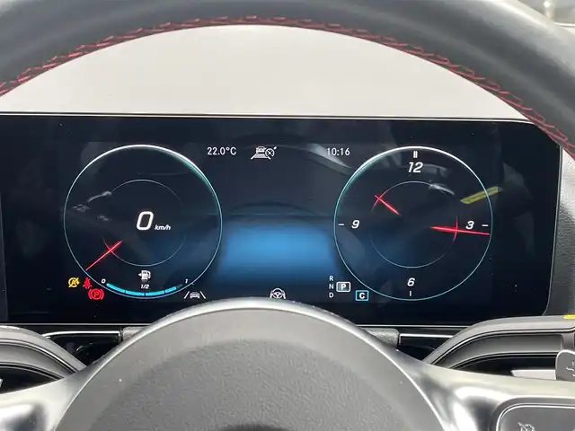 メルセデス・ベンツ ＧＬＡ２００ｄ 4マチック AMGライン 千葉県 2020(令2)年 4.1万km ポーラホワイト レーダーセーフティパッケージ/純正HDDナビ/３６０°カメラ/地デジ/アンビエントライト/パワーシート/シートヒーター/パワーバックドア/純正１９インチAW/LEDライト/パークトロニック/ハーフレザーシート/ワイヤレス充電/USB