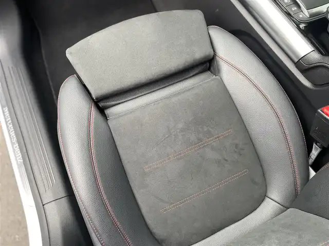 メルセデス・ベンツ ＧＬＡ２００ｄ 4マチック AMGライン 千葉県 2020(令2)年 4.1万km ポーラホワイト レーダーセーフティパッケージ/純正HDDナビ/３６０°カメラ/地デジ/アンビエントライト/パワーシート/シートヒーター/パワーバックドア/純正１９インチAW/LEDライト/パークトロニック/ハーフレザーシート/ワイヤレス充電/USB