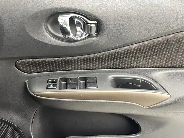 日産 ノート e－パワー メダリスト 熊本県 2018(平30)年 6.2万km インペリアルアンバーP ワンオーナー　/禁煙車/純正ナビ（フルセグ・ＢＴ・ＣＤ・ＤＶＤ）/全周囲カメラ　/社外前後ドライブレコーダー　/ＥＴＣ　/前後クリアランスソナー　/レーダークルーズコントロール　/エマージェンシーブレーキ　/レーンキープアシスト/横滑り防止/ハーフレザーシート/電動格納ミラー/純正フロアマット/純正１５インチAW/オートライト/LEDヘッドライト/フォグランプ/スマートキー/プッシュスタート/スペアキー1本/保証書/取扱説明書