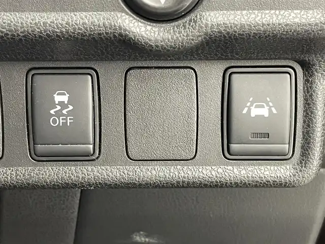 日産 ノート e－パワー メダリスト 熊本県 2018(平30)年 6.2万km インペリアルアンバーP ワンオーナー　/禁煙車/純正ナビ（フルセグ・ＢＴ・ＣＤ・ＤＶＤ）/全周囲カメラ　/社外前後ドライブレコーダー　/ＥＴＣ　/前後クリアランスソナー　/レーダークルーズコントロール　/エマージェンシーブレーキ　/レーンキープアシスト/横滑り防止/ハーフレザーシート/電動格納ミラー/純正フロアマット/純正１５インチAW/オートライト/LEDヘッドライト/フォグランプ/スマートキー/プッシュスタート/スペアキー1本/保証書/取扱説明書