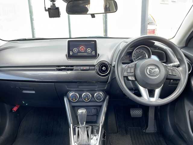 マツダ デミオ XD 香川県 2014(平26)年 5.3万km ソウルレッドプレミアムメタリック 純正7インチマツダコネクトナビ/→Bluetooth/USB/AUX/バックカメラ/LEDオートハイビーム/SCBS（衝突軽減ブレーキ）/DSC（横滑り防止装置）/クルーズコントロール/MTモード付AT/純正15インチアルミ/純正フロアマット/前方ドライブレコーダー/盗難防止装置/アイドリングストップ/プッシュスタート/キーレス