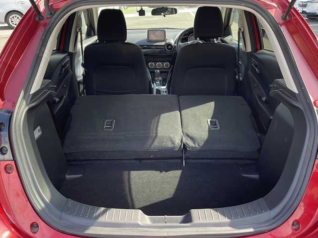 マツダ デミオ XD 香川県 2014(平26)年 5.3万km ソウルレッドプレミアムメタリック 純正7インチマツダコネクトナビ/→Bluetooth/USB/AUX/バックカメラ/LEDオートハイビーム/SCBS（衝突軽減ブレーキ）/DSC（横滑り防止装置）/クルーズコントロール/MTモード付AT/純正15インチアルミ/純正フロアマット/前方ドライブレコーダー/盗難防止装置/アイドリングストップ/プッシュスタート/キーレス