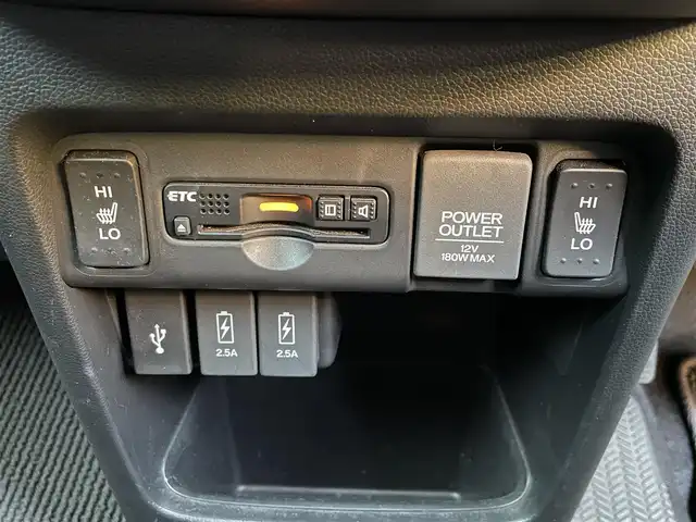 ホンダ Ｎ ＷＧＮ カスタムGSS2トーンカラースタイルPKGⅡ 愛知県 2019(令1)年 1.8万km ブリリアントスポーティブルーメタリック2トーン スマートキー/プッシュスタート/純正ナビ/（CD/DVD/FM/AM/BT/USB）/フルセグTV/バックカメラ/ビルトインETC/純正14インチAW/クルーズコントロール/シティブレーキアクティブシステム/ドライブレコーダー（SD無し）/ハーフレザーシート/前席シートヒーター/ステアリングスイッチ/純正フロアマット/HIDヘッドライト/社外AW付きスタッドレスタイヤ×4本車載