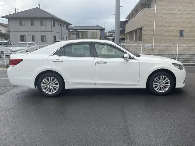 トヨタ クラウン ロイヤル ロイヤルサルーン i－Four 福島県 2013(平25)年 13.7万km ホワイトパールクリスタルシャイン ワンオーナー/純正HDDナビ/CD/DVD/BT/USB/フルセグTV/純正16インチAW(社外AW＋冬タイヤ積込)/クルーズコントロール/クリアランスソナー/ステアリングリモコン/バックカメラ/パワーシート/オートライト/キセノンライト/フォグライト/ビルトインETC/プッシュスタート/ドアバイザー/フロアマット