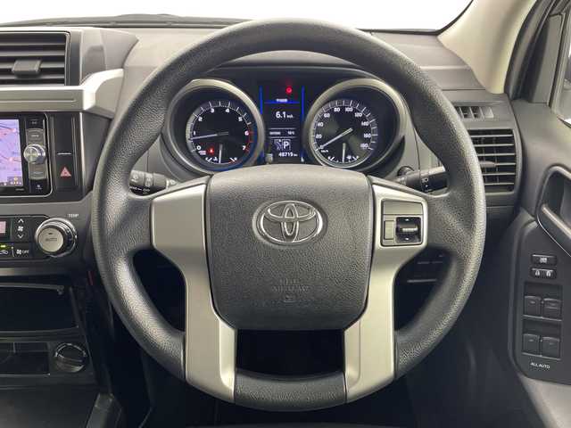 トヨタ ランドクルーザー プラド TX 愛知県 2014(平26)年 4.9万km ブラック 3インチリフトアップ/サンルーフ/社外ナビ/・Bluetooth/・CD/DVD/・フルセグテレビ/・SD音楽録音/バックカメラ/ETC/LEDヘッドライト/エンジンプッシュスタートボタン/オートライト/サイド/カーテンエアバッグ