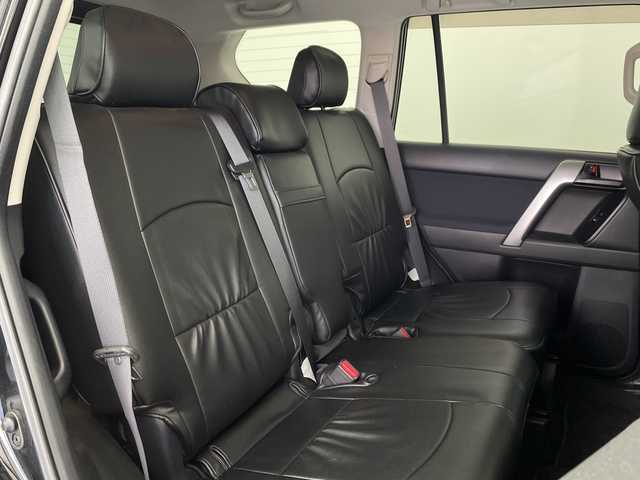 トヨタ ランドクルーザー プラド TX 愛知県 2014(平26)年 4.9万km ブラック 3インチリフトアップ/サンルーフ/社外ナビ/・Bluetooth/・CD/DVD/・フルセグテレビ/・SD音楽録音/バックカメラ/ETC/LEDヘッドライト/エンジンプッシュスタートボタン/オートライト/サイド/カーテンエアバッグ