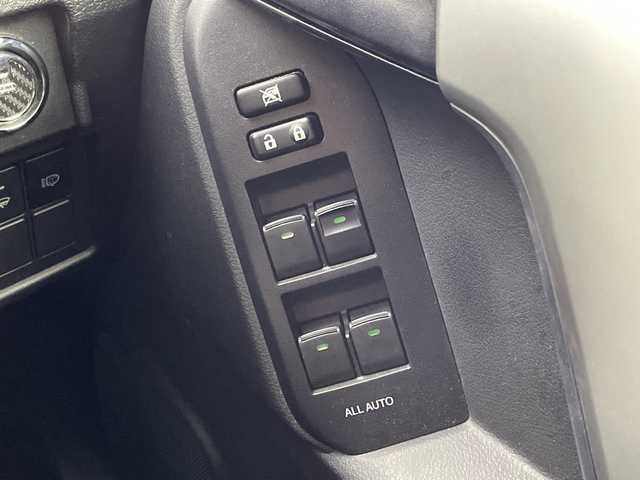 トヨタ ランドクルーザー プラド TX 愛知県 2014(平26)年 4.9万km ブラック 3インチリフトアップ/サンルーフ/社外ナビ/・Bluetooth/・CD/DVD/・フルセグテレビ/・SD音楽録音/バックカメラ/ETC/LEDヘッドライト/エンジンプッシュスタートボタン/オートライト/サイド/カーテンエアバッグ