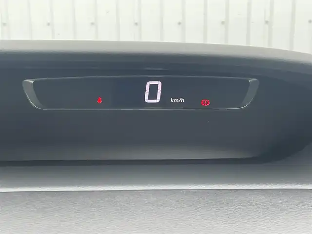 日産 セレナ ハイウェイスターVセレクションⅡ 福岡県 2018(平30)年 2.8万km ダイヤモンドブラック 防水シート車/フリップダウンモニター/アラウンドビューモニター/純正ナビ（ＭＭ３１８Ｄ－Ｗ）/フルセグＴＶ/BT/SD/AM/FM/エマージェンシーブレーキ/両側パワースライドドア/クルーズコントロール/LDW/インテリジェントパーキングアシスト/ＬＥＤオートライト/フォグランプ/純正ＡＷ/ステアリングリモコン/アイドリングストップ/スマートキー/プッシュスタート/ロールサンシェード/シートバックテーブル