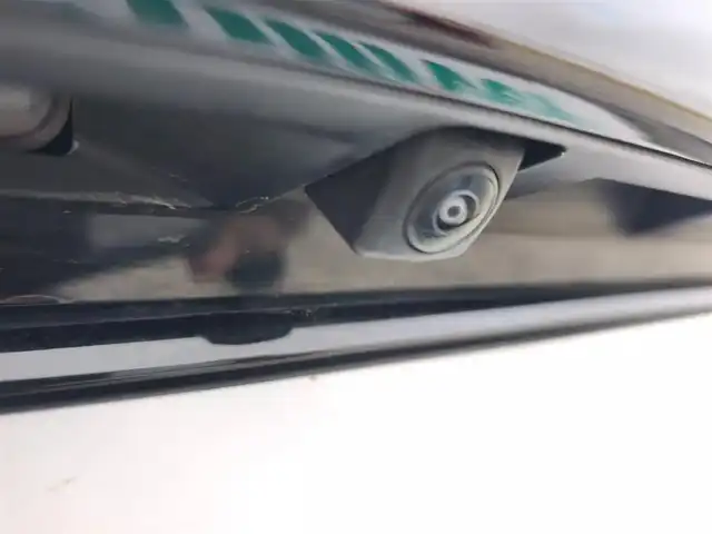 スバル レヴォーグ 1．8STIスポーツ EX 香川県 2021(令3)年 5.6万km クリスタルブラックシリカ 4WD/純正11.6型ナビ/フルセグTV/ハンズフリーパワーバックドア/バックモニター/ビルトインETC/ドライブレコーダー/全車速追従機能付クルーズコントロール/衝突被害軽減ブレーキ/前後AT誤発進抑制/車線逸脱抑制/車線変更アシスト/ドライバー異常時対応システム/デジタルルームミラー/ステアリング連動フルLEDヘッドランプ/LEDフロントフォグランプ/革巻きステアリング/パドルシフト/ツートーン革シート/全席シートヒーター/前席パワーシート/運転席ポジションメモリー機能/STIエアロ(F/S/R)/RSRサスペンション/社外18インチアルミホイール/純正サス・AW車載/スマートキー/プッシュエンジンスタート/禁煙車