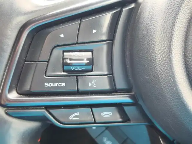 スバル レヴォーグ 1．8STIスポーツ EX 香川県 2021(令3)年 5.6万km クリスタルブラックシリカ 4WD/純正11.6型ナビ/フルセグTV/ハンズフリーパワーバックドア/バックモニター/ビルトインETC/ドライブレコーダー/全車速追従機能付クルーズコントロール/衝突被害軽減ブレーキ/前後AT誤発進抑制/車線逸脱抑制/車線変更アシスト/ドライバー異常時対応システム/デジタルルームミラー/ステアリング連動フルLEDヘッドランプ/LEDフロントフォグランプ/革巻きステアリング/パドルシフト/ツートーン革シート/全席シートヒーター/前席パワーシート/運転席ポジションメモリー機能/STIエアロ(F/S/R)/RSRサスペンション/社外18インチアルミホイール/純正サス・AW車載/スマートキー/プッシュエンジンスタート/禁煙車