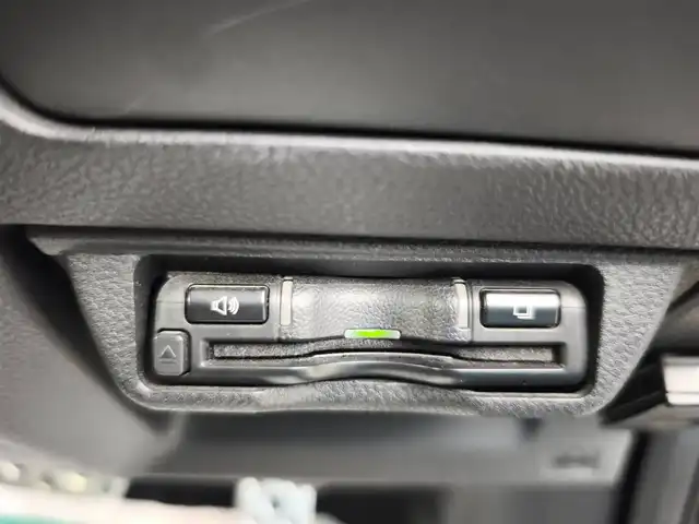 スバル レヴォーグ 1．8STIスポーツ EX 香川県 2021(令3)年 5.6万km クリスタルブラックシリカ 4WD/純正11.6型ナビ/フルセグTV/ハンズフリーパワーバックドア/バックモニター/ビルトインETC/ドライブレコーダー/全車速追従機能付クルーズコントロール/衝突被害軽減ブレーキ/前後AT誤発進抑制/車線逸脱抑制/車線変更アシスト/ドライバー異常時対応システム/デジタルルームミラー/ステアリング連動フルLEDヘッドランプ/LEDフロントフォグランプ/革巻きステアリング/パドルシフト/ツートーン革シート/全席シートヒーター/前席パワーシート/運転席ポジションメモリー機能/STIエアロ(F/S/R)/RSRサスペンション/社外18インチアルミホイール/純正サス・AW車載/スマートキー/プッシュエンジンスタート/禁煙車