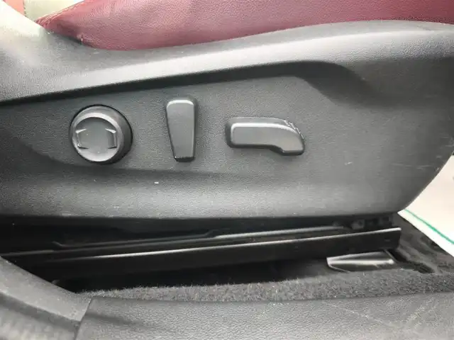 スバル レヴォーグ 1．8STIスポーツ EX 香川県 2021(令3)年 5.6万km クリスタルブラックシリカ 4WD/純正11.6型ナビ/フルセグTV/ハンズフリーパワーバックドア/バックモニター/ビルトインETC/ドライブレコーダー/全車速追従機能付クルーズコントロール/衝突被害軽減ブレーキ/前後AT誤発進抑制/車線逸脱抑制/車線変更アシスト/ドライバー異常時対応システム/デジタルルームミラー/ステアリング連動フルLEDヘッドランプ/LEDフロントフォグランプ/革巻きステアリング/パドルシフト/ツートーン革シート/全席シートヒーター/前席パワーシート/運転席ポジションメモリー機能/STIエアロ(F/S/R)/RSRサスペンション/社外18インチアルミホイール/純正サス・AW車載/スマートキー/プッシュエンジンスタート/禁煙車