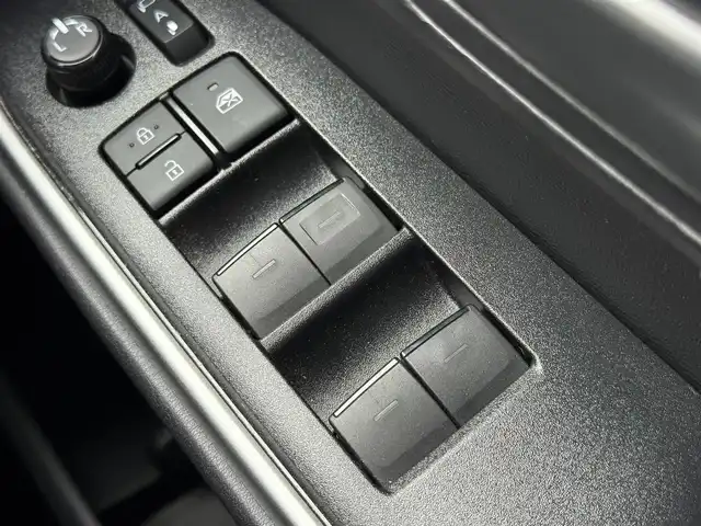 トヨタ ノア S－G 千葉県 2022(令4)年 3.1万km アティチュードブラックマイカ 10.5ディスプレイオーディオ/ナビ/CD/DVD/BT/フルセグ/バックカメラ/ETC2.0/片側パワースライド/レーダークルーズコントロール/トヨタセーフティセンス/コーナーセンサー/LEDライト