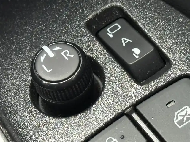 トヨタ ノア S－G 千葉県 2022(令4)年 3.1万km アティチュードブラックマイカ 10.5ディスプレイオーディオ/ナビ/CD/DVD/BT/フルセグ/バックカメラ/ETC2.0/片側パワースライド/レーダークルーズコントロール/トヨタセーフティセンス/コーナーセンサー/LEDライト