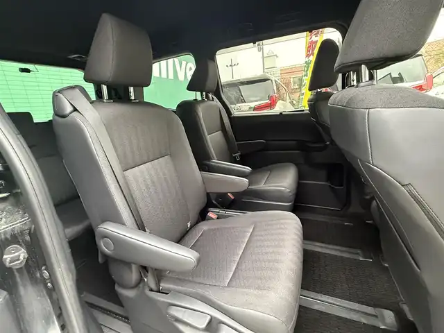 トヨタ ノア S－G 千葉県 2022(令4)年 3.1万km アティチュードブラックマイカ 10.5ディスプレイオーディオ/ナビ/CD/DVD/BT/フルセグ/バックカメラ/ETC2.0/片側パワースライド/レーダークルーズコントロール/トヨタセーフティセンス/コーナーセンサー/LEDライト