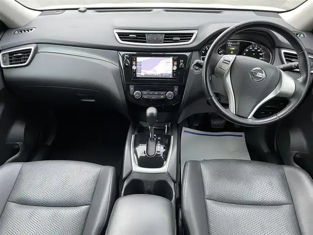 日産 エクストレイル ハイブリッド 20X エマージェンシーブレーキ 岩手県 2015(平27)年 9.8万km ブリリアントホワイトパール 【(株)IDOMが運営する【じしゃロン盛岡店】の自社ローン対象車両になります。こちらは現金ご利用時の価格です。自社ローンご希望の方は別途その旨お申付け下さい。】/衝突軽減システム/カプロンシート/純正ナビ/CD/DVD/フルセグ/Bluetooth/SD/プッシュスタート/スマートキー/LEDヘッドライト/オートライト/フォグライト/革巻きステアリング/バックカメラ/ETC/ドライブレコーダー