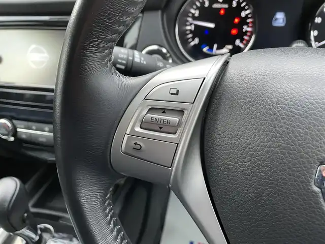 日産 エクストレイル ハイブリッド 20X エマージェンシーブレーキ 岩手県 2015(平27)年 9.8万km ブリリアントホワイトパール 【(株)IDOMが運営する【じしゃロン盛岡店】の自社ローン対象車両になります。こちらは現金ご利用時の価格です。自社ローンご希望の方は別途その旨お申付け下さい。】/衝突軽減システム/カプロンシート/純正ナビ/CD/DVD/フルセグ/Bluetooth/SD/プッシュスタート/スマートキー/LEDヘッドライト/オートライト/フォグライト/革巻きステアリング/バックカメラ/ETC/ドライブレコーダー