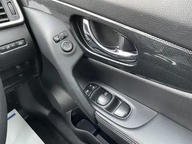 日産 エクストレイル ハイブリッド 20X エマージェンシーブレーキ 岩手県 2015(平27)年 9.8万km ブリリアントホワイトパール 【(株)IDOMが運営する【じしゃロン盛岡店】の自社ローン対象車両になります。こちらは現金ご利用時の価格です。自社ローンご希望の方は別途その旨お申付け下さい。】/衝突軽減システム/カプロンシート/純正ナビ/CD/DVD/フルセグ/Bluetooth/SD/プッシュスタート/スマートキー/LEDヘッドライト/オートライト/フォグライト/革巻きステアリング/バックカメラ/ETC/ドライブレコーダー