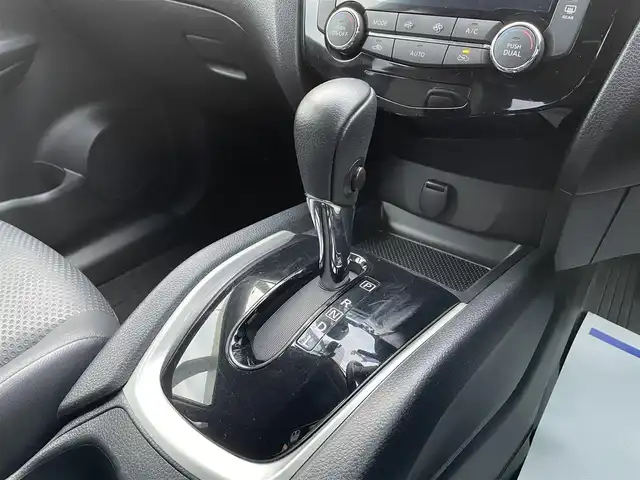 日産 エクストレイル ハイブリッド 20X エマージェンシーブレーキ 岩手県 2015(平27)年 9.8万km ブリリアントホワイトパール 【(株)IDOMが運営する【じしゃロン盛岡店】の自社ローン対象車両になります。こちらは現金ご利用時の価格です。自社ローンご希望の方は別途その旨お申付け下さい。】/衝突軽減システム/カプロンシート/純正ナビ/CD/DVD/フルセグ/Bluetooth/SD/プッシュスタート/スマートキー/LEDヘッドライト/オートライト/フォグライト/革巻きステアリング/バックカメラ/ETC/ドライブレコーダー