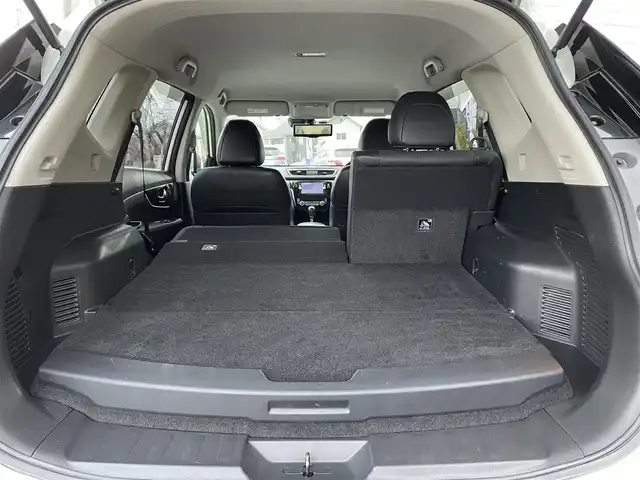 日産 エクストレイル ハイブリッド 20X エマージェンシーブレーキ 岩手県 2015(平27)年 9.8万km ブリリアントホワイトパール 【(株)IDOMが運営する【じしゃロン盛岡店】の自社ローン対象車両になります。こちらは現金ご利用時の価格です。自社ローンご希望の方は別途その旨お申付け下さい。】/衝突軽減システム/カプロンシート/純正ナビ/CD/DVD/フルセグ/Bluetooth/SD/プッシュスタート/スマートキー/LEDヘッドライト/オートライト/フォグライト/革巻きステアリング/バックカメラ/ETC/ドライブレコーダー