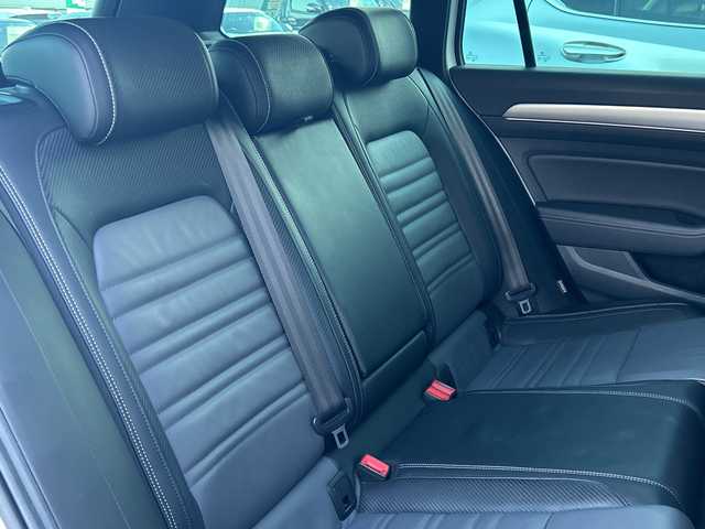 フォルクスワーゲン パサート ヴァリアント TSI Rライン 栃木県 2015(平27)年 8.4万km 白 純正メモリナビ/・Discover Pro/・Bluetooth  CD DVD/・バックカメラ/追従式クルーズコントロール/スペアキー/電動バックドア/レザーシート/シートヒーター/パワーシート/ルーフレール/純正18インチアルミホイール/衝突被害軽減システム/コーナーセンサー/オートライト/LEDヘッドライト/電動パーキング/オートブレーキホールド/取扱説明書/保証書