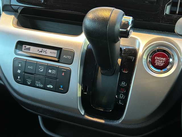 ホンダ Ｎ ＷＧＮ カスタム G Aパッケージ 道央・札幌 2015(平27)年 4.7万km プレミアムゴールドパープルパール ・４WD/・衝突軽減ブレーキ/・純正ナビ/　CD＆DVD＆BT＆USB＆TV/・バックカメラ/・ハーフレザーシート/・オートエアコン/・オートライト/・電動格納ミラー/・クルーズコントロール/・プッシュスタート/・スマートキー/・社外エンジンスターター/・前後ドライブレコーダー/・純正AW＆夏タイヤ積込/・ミラーヒーター/・純正フロアマット/・ドアバイザー/・ウィンカーミラー/・フォグライト/・LEDヘッドライト