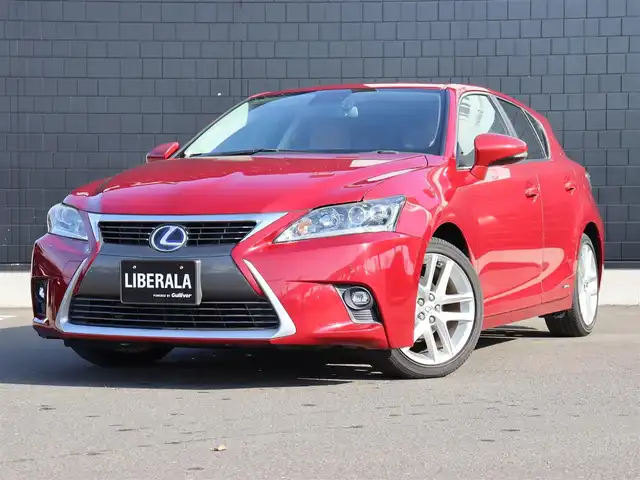 レクサス ＣＴ 200h バージョンL 宮城県 2016(平28)年 0.8万km レッドマイカクリスタルシャイン 純正ナビ/バックカメラ/ワンセグTV/パドルシフト/レザーシート/前席パワーシート/前席シートヒーター/ステアリングヒーター/純正アルミ夏タイヤ17インチ/クルーズコントロール/コーナーセンサー/横滑り防止装置/ETC2.0/社外ドライブレコーダー/プッシュスタート