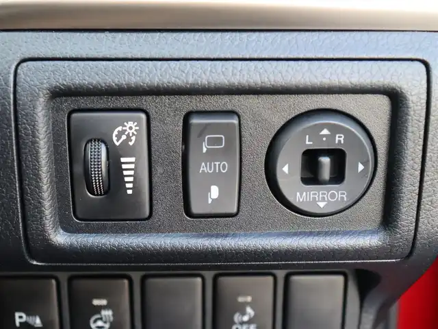 レクサス ＣＴ 200h バージョンL 宮城県 2016(平28)年 0.8万km レッドマイカクリスタルシャイン 純正ナビ/バックカメラ/ワンセグTV/パドルシフト/レザーシート/前席パワーシート/前席シートヒーター/ステアリングヒーター/純正アルミ夏タイヤ17インチ/クルーズコントロール/コーナーセンサー/横滑り防止装置/ETC2.0/社外ドライブレコーダー/プッシュスタート