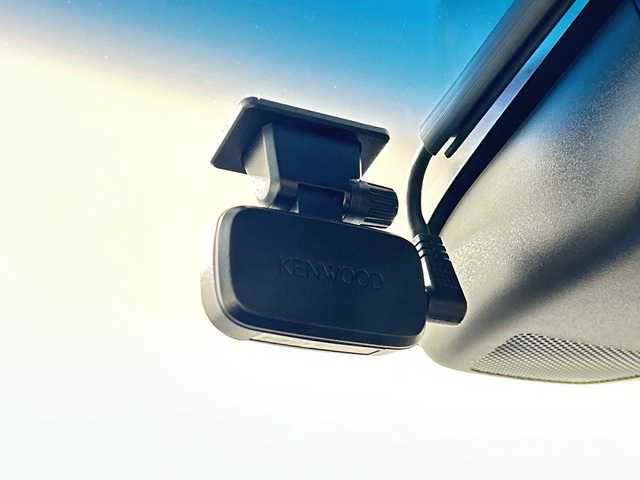 ホンダ オデッセイ ハイブリッド アブソルート・EXホンダセンジング 佐賀県 2018(平30)年 4.1万km プレミアムヴィーナスブラックP 純正9インチナビ/フルセグTV/CD/DVD/Bluetooth/純正11.6インチフリップダウンモニター/後席ヘッドレスト付きモニター/全方位カメラ/衝突被害軽減システム/レーダークルーズコントロール/レーンアシスト/ブラインドスポットモニター/パーキングソナー/先行車発進告知機能/ロードサインアシスト/オートライト/LEDヘッドライト/フォグライト/電子パーキング/ブレーキホールド/ミラー型ドライブレコーダー/ビルトインETC/両側パワースライドドア/運転席・助手席パワーシート/運転席・助手席シートヒーター/レーザーシート/ISOFIX対応シート/AC電源1500W/センターコンソールボックス/純正フロアマット/純正17インチアルミホイール/ダブルエアコン