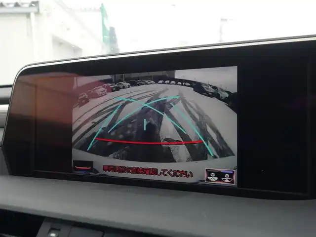 レクサス ＥＳ 300h Fスポーツ 山形県 2019(平31)年 5.9万km ホワイトノーヴァガラスフレーク 4WD/衝突被害軽減システム/サンルーフ/純正メモリナビ/　　【CD DVD BT フルセグ USB AUX】/レーダークルーズコントロール/LEDオートライト/レザーシート/シートヒーター/エアシート/パワーシート/純正18インチアルミホイール/コーナーセンサー/ステアリングヒーター/ステアリングスイッチ/パドルシフト/電動格納ウィンカーミラー/スマートキー/カードキー/ETC2.0