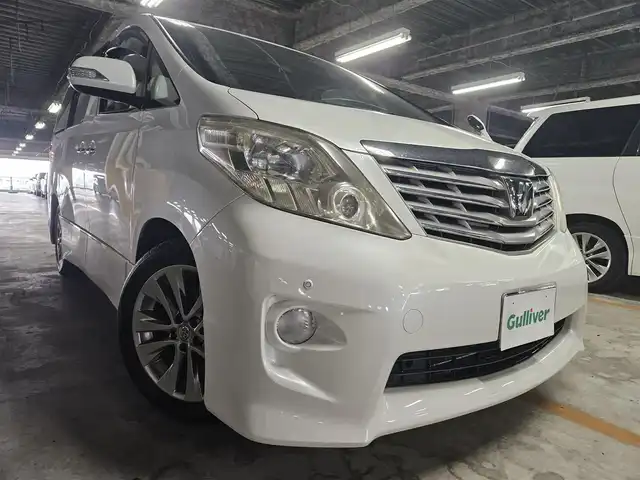 トヨタ アルファード 240S プライムセレクションⅡ 宮崎県 2011(平23)年 8.8万km ホワイトパールクリスタルシャイン 純正ナビ/フルセグTV/純正9型後席ディスプレイ/両側パワースライドドア/バックカメラ/ビルトインETC/クリアランスソナー/バックソナー/HIDヘッドランプ/オートライト/フロントフォグランプ/デュアルオートエアコン/アルカンターラシート/レザー調シートカバー付/2列目キャプテンシート/2列目オットマン/純正18インチアルミホイール/スマートキー/プッシュエンジンスタート/禁煙車