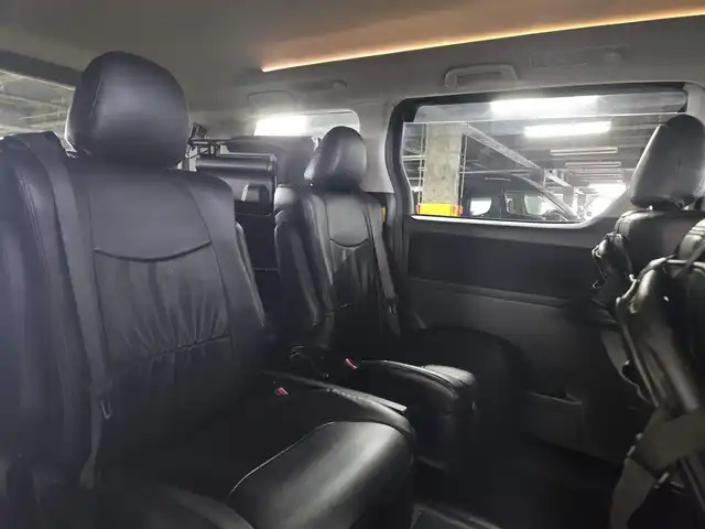 トヨタ アルファード 240S プライムセレクションⅡ 宮崎県 2011(平23)年 8.8万km ホワイトパールクリスタルシャイン 純正ナビ/フルセグTV/純正9型後席ディスプレイ/両側パワースライドドア/バックカメラ/ビルトインETC/クリアランスソナー/バックソナー/HIDヘッドランプ/オートライト/フロントフォグランプ/デュアルオートエアコン/アルカンターラシート/レザー調シートカバー付/2列目キャプテンシート/2列目オットマン/純正18インチアルミホイール/スマートキー/プッシュエンジンスタート/禁煙車