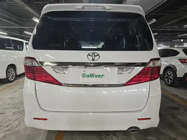 トヨタ アルファード 240S プライムセレクションⅡ 宮崎県 2011(平23)年 8.8万km ホワイトパールクリスタルシャイン 純正ナビ/フルセグTV/純正9型後席ディスプレイ/両側パワースライドドア/バックカメラ/ビルトインETC/クリアランスソナー/バックソナー/HIDヘッドランプ/オートライト/フロントフォグランプ/デュアルオートエアコン/アルカンターラシート/レザー調シートカバー付/2列目キャプテンシート/2列目オットマン/純正18インチアルミホイール/スマートキー/プッシュエンジンスタート/禁煙車