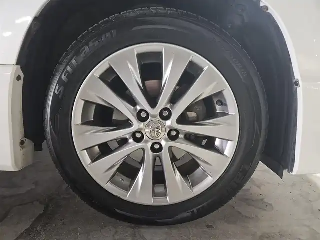 トヨタ アルファード 240S プライムセレクションⅡ 宮崎県 2011(平23)年 8.8万km ホワイトパールクリスタルシャイン 純正ナビ/フルセグTV/純正9型後席ディスプレイ/両側パワースライドドア/バックカメラ/ビルトインETC/クリアランスソナー/バックソナー/HIDヘッドランプ/オートライト/フロントフォグランプ/デュアルオートエアコン/アルカンターラシート/レザー調シートカバー付/2列目キャプテンシート/2列目オットマン/純正18インチアルミホイール/スマートキー/プッシュエンジンスタート/禁煙車