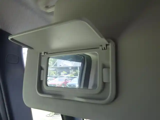 ホンダ Ｎ ＢＯＸ カスタム G Aパッケージ 千葉県 2014(平26)年 4.9万km プレミアムホワイトパール CCTBA（シティブレーキアクティブシステム）　　/両側パワースライドドア/純正メモリーナビ/【CD再生機能】/バックカメラ/ETC/HIDヘッドライト/フォグライト/ウインカーミラー/純正14インチアルミホイル/サイド/カーテンエアバッグ/スマートキー