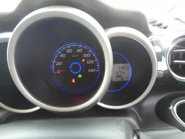 ホンダ Ｎ ＢＯＸ カスタム G Aパッケージ 千葉県 2014(平26)年 4.9万km プレミアムホワイトパール CCTBA（シティブレーキアクティブシステム）　　/両側パワースライドドア/純正メモリーナビ/【CD再生機能】/バックカメラ/ETC/HIDヘッドライト/フォグライト/ウインカーミラー/純正14インチアルミホイル/サイド/カーテンエアバッグ/スマートキー