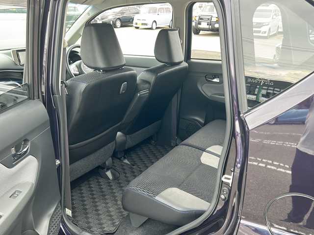 ダイハツ ムーヴ カスタム X ハイパー SAⅡ 愛知県 2016(平28)年 5.7万km ナイトシャドーパープルクリスタルM 【(株)IDOMが運営する【じしゃロン名古屋鳴海店】の自社ローン対象車両になります。こちらは現金ご利用時の価格です。自社ローンご希望の方は別途その旨お申付け下さい。】/社外SDナビ【MDV-D403W】/（AM/FM/CD/DVD/BT/USB/SD/ワンセグ）/バックカメラ/社外14インチアルミホイール/純正14インチアルミホイール夏タイヤ車載/オートLEDヘッドライト/フロントフォグランプ/プッシュスタート/スペアキー（1本）/盗難防止装置/ハーフレザーシート/コーナーセンサー(後のみ)/純正フロアマット