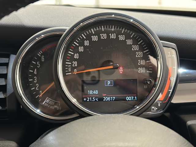 ＭＩＮＩ ミニ クーパー バーガンディーED 新潟県 2019(平31)年 2.1万km ピュアバーガンディー Burgundy Edition専用センター・ディスプレイ・リング/Burgundy Edition オリジナル・バッジ/純正16インチアルミホイール/LEDヘッドライト/LEDフォグランプ/ストレージ・コンパートメントパッケージ/パーキングアシストパッケージ/ライトパッケージ/コンフォートアクセス/リアビューカメラ/アクティブクルーズコントロール/MINIナビゲーションシステム/・Bluetooth/AUX/USB/ラジオ/ドライビングアシスト/マルチファンクションスイッチ/アイドリングストップ