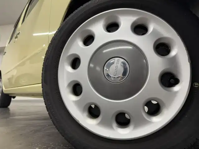ダイハツ ミラ ココア プラスX 三重県 2012(平24)年 3.3万km コットンアイボリー ガソリン/FF/インパネCVT/ストラーダ 7インチナビ　CN-H510WD/（AM/FM/CD/DVD/TV/HDD MUSIC/SD/Bluetooth/iPod/VTR）/ETC/安全装備/・ABS（EBD機能付）/・ヒルスタートシステム（坂道発進アシスト）/・デュアルSRSエアバッグ（運転席・助手席）/・衝突安全ボディ/装備/・ルーフレール/・キーフリーシステム/・スマートキーx2/・オートエアコン/・電動格納ドアミラー（ウインカー付）/・フロントフォグライト/・14インチスチールホイール＋純正ホイールキャップ