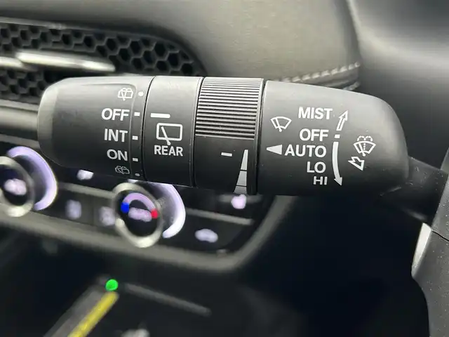ホンダ ＺＲ－Ｖ ハイブリッド e:HEV Z 群馬県 2023(令5)年 1.3万km プラチナホワイトパール ＢＯＳＥプレミアムサウンド　純正コネクトナビ　マルチビューモニター　パワーバックドア　アダプティブクルーズコントロール　ＡＨＢ　シートヒーター　純正１８インチＡＷ　　ＢＳＭ　ワイヤレス充電器　禁煙車