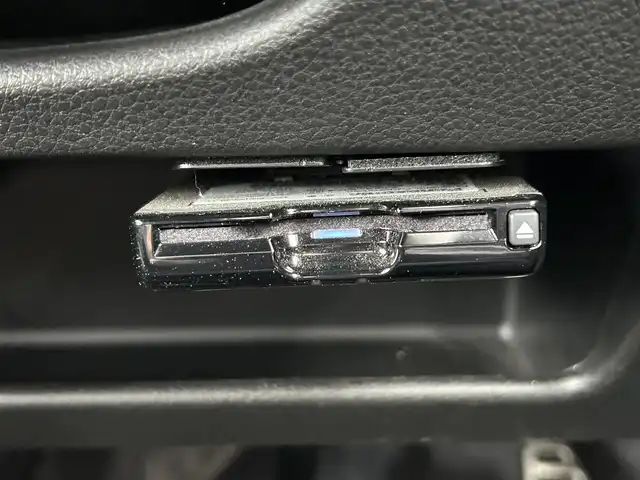 スズキ スペーシア カスタム HYBRID XS ターボ 島根県 2018(平30)年 1.9万km ブレイブカーキP ８インチ純正ＳＤナビ/フルセグTV/DVD再生/Ｂｌｕｅｔｏｏｔｈオーディオ/全方位/バック/サイドカメラ/前方ドライブレコーダー/後方コーナーセンサー/ＥＴＣ/両側パワースライドドア/クルーズコントロール/衝突被害軽減ブレーキ/横滑り防止装置/レーンキープアシスト/リアサーキュレーター/ハーフレザーシート/D席シートヒーター/アイドリングストップ/純正LEDヘッドライト/純正フロアマット/純正15インチアルミホイール