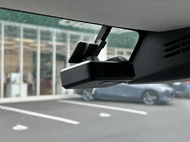 スズキ スペーシア カスタム HYBRID XS ターボ 島根県 2018(平30)年 1.9万km ブレイブカーキP ８インチ純正ＳＤナビ/フルセグTV/DVD再生/Ｂｌｕｅｔｏｏｔｈオーディオ/全方位/バック/サイドカメラ/前方ドライブレコーダー/後方コーナーセンサー/ＥＴＣ/両側パワースライドドア/クルーズコントロール/衝突被害軽減ブレーキ/横滑り防止装置/レーンキープアシスト/リアサーキュレーター/ハーフレザーシート/D席シートヒーター/アイドリングストップ/純正LEDヘッドライト/純正フロアマット/純正15インチアルミホイール