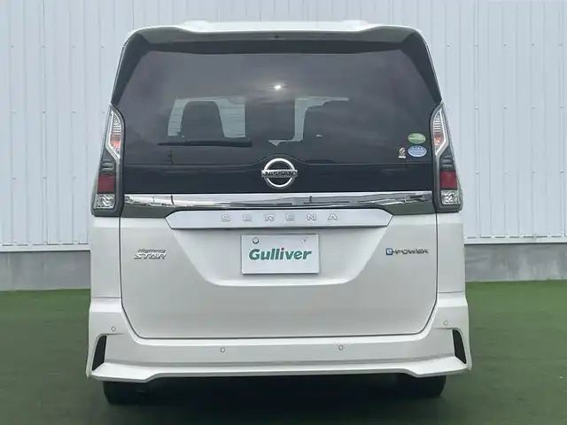 日産 セレナ e－パワー ハイウェイスター V 香川県 2019(平31)年 3.8万km ブリリアントホワイトパール 登録時走行距離：37659km/ディーラー純正9型ナビ/　フルセグTV/フリップダウンモニター/両側パワースライドドア/エマージェンシーブレーキ/レーダークルーズコントロール/レーンキープアシスト/クリアランスソナー/横滑り防止装置/LEDヘッドライト/オートライト/フォグランプ/ビルトインETC/ドライブレコーダー/ロールサンシェード/シートヒーター/ISOFIX/革巻きステアリング/ステアリングスイッチ/ステアリングヒーター/プッシュスタート/スマートキー/スペアキー