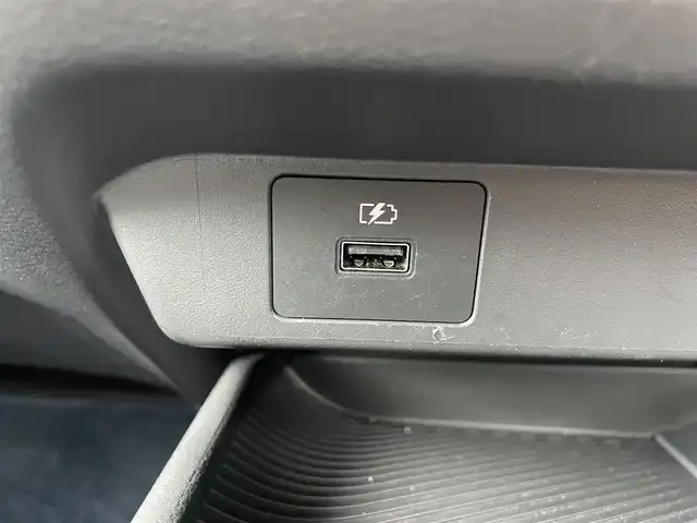 日産 ノート オーテック 千葉県 2021(令3)年 1.9万km 黒 オーテック専用合皮シート/純正ディスプレイオーディオ/全方位カメラ/Bluetooth/デジタルインナーミラー/ブラインドスポットモニター/オートハイビーム/ETC/レーンキープアシスト/衝突被害軽減システム