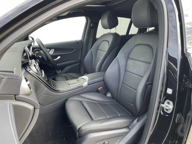 メルセデス・ベンツ Ｍ・ベンツ ＧＬＣ２２０ d 4マチック クーペ スポーツラインED 東京都 2021(令3)年 3.8万km オブシディアンブラック 12.3インチナビ/フルセグTV/360°カメラ/ガラスサンルーフ/黒レザーシート/シートヒーター/メモリ付パワーシート/前後ドラレコ/ETC2.0/スマートキー/レーダーセーフティ/アクティブブレーキアシスト