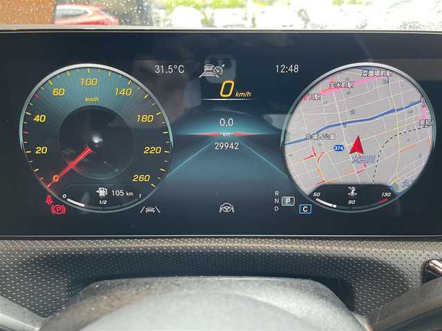 メルセデス・ベンツ ＣＬＡ２００ｄ AMGライン 高知県 2021(令3)年 3万km ポーラホワイト レーダーセーフティーパッケージ/レーンチェンジアシスト/アクティブレーンキーピングアシスト/ブラインドスポットアシスト/ハーフレザーシート/フロント席シートヒーター/フロント席メモリー付きパワーシート/純正前後ドライブレコーダー/純正ナビ/　【Bluetooth/USB】/バックカメラ